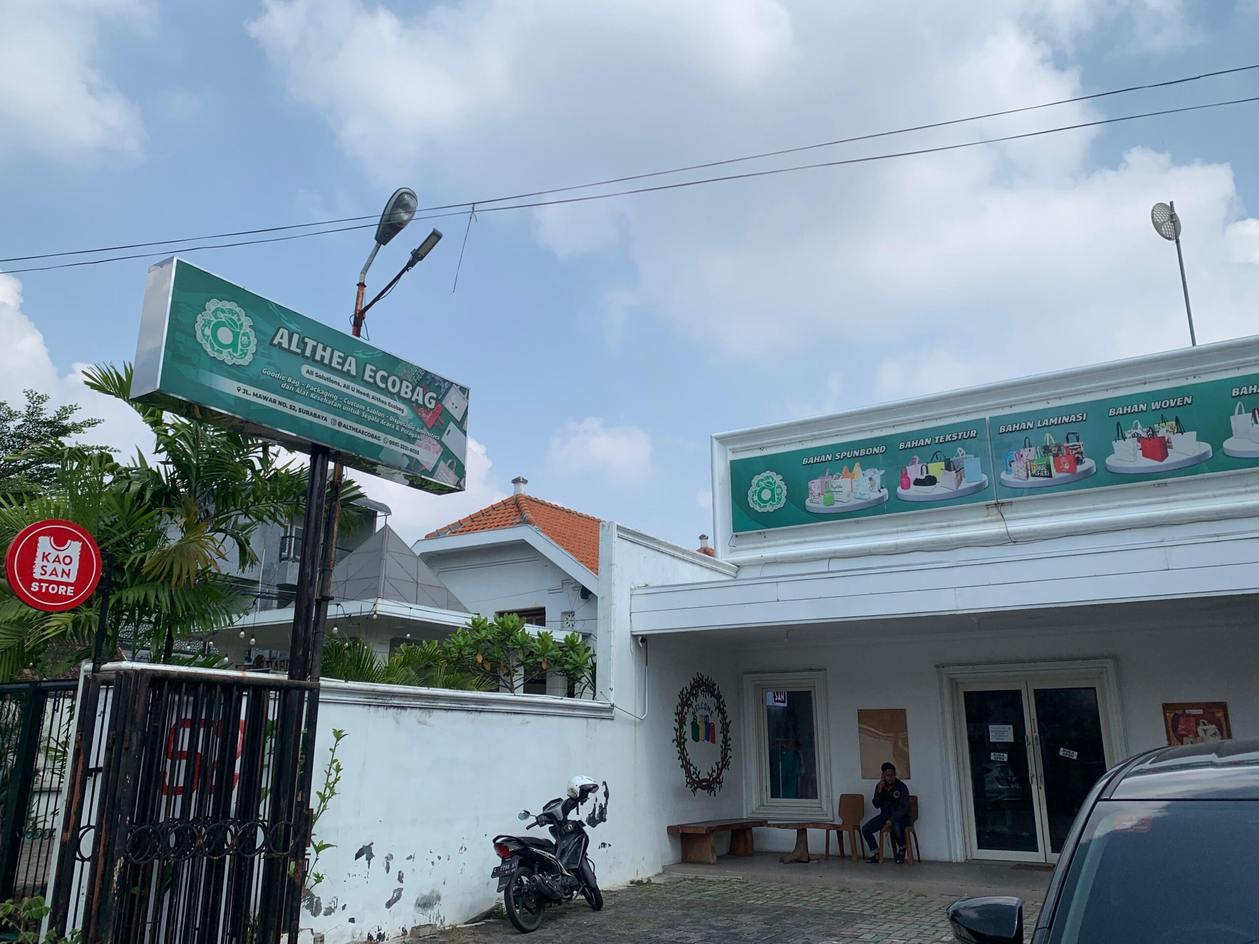 Gambar Toko Surabaya